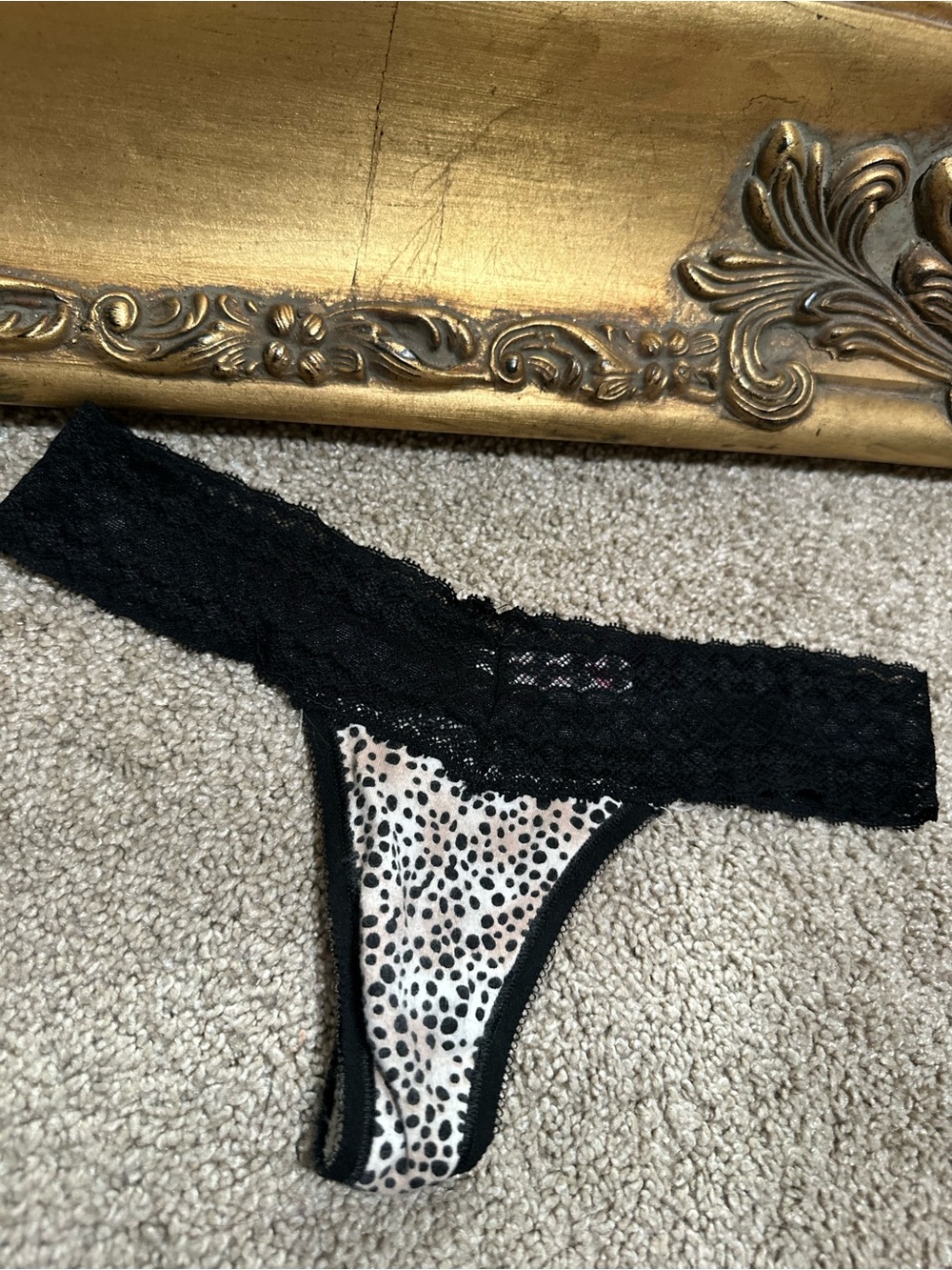 New Victoria's Secret 2011 Cotton Lingerie Low Rise Thong Black Lace Animal XS